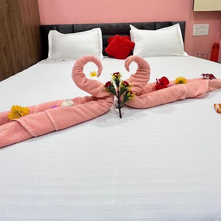 Jai Swaminarayan Delux Homestay Garudeshwar Εξωτερικό φωτογραφία