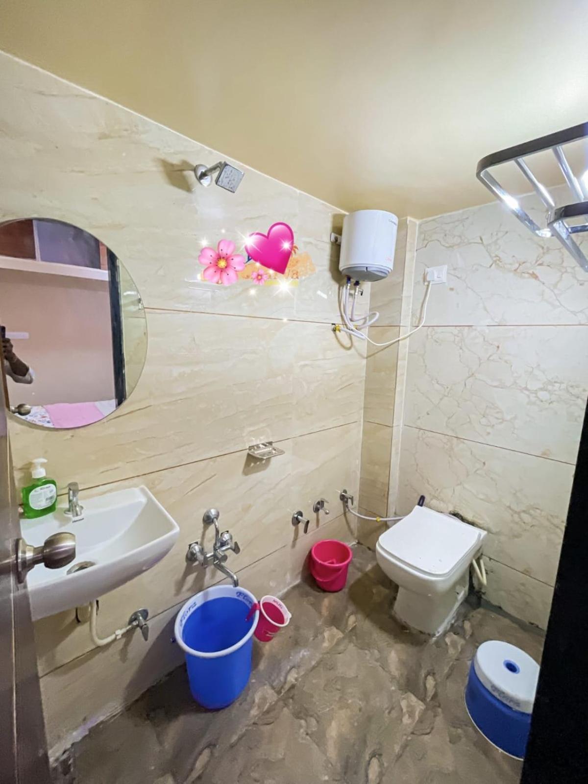 Jai Swaminarayan Delux Homestay Garudeshwar Εξωτερικό φωτογραφία