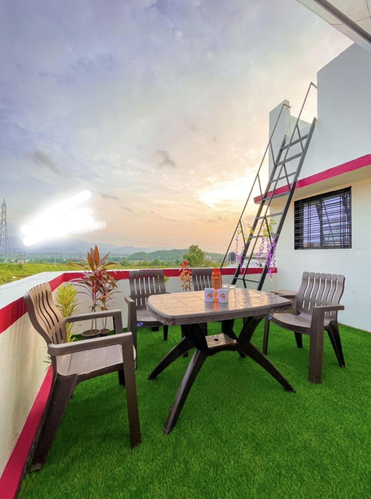 Jai Swaminarayan Delux Homestay Garudeshwar Εξωτερικό φωτογραφία
