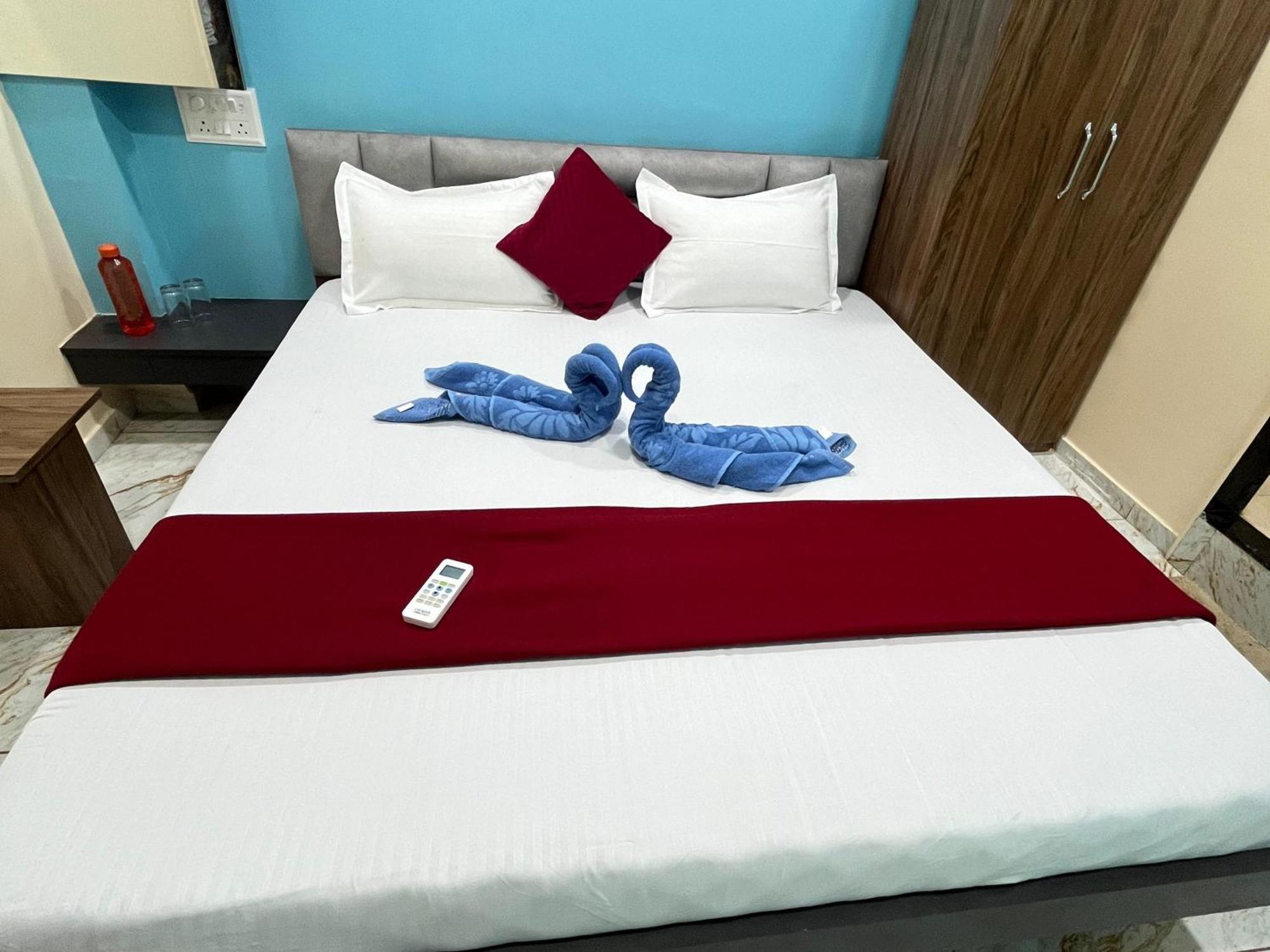 Jai Swaminarayan Delux Homestay Garudeshwar Εξωτερικό φωτογραφία