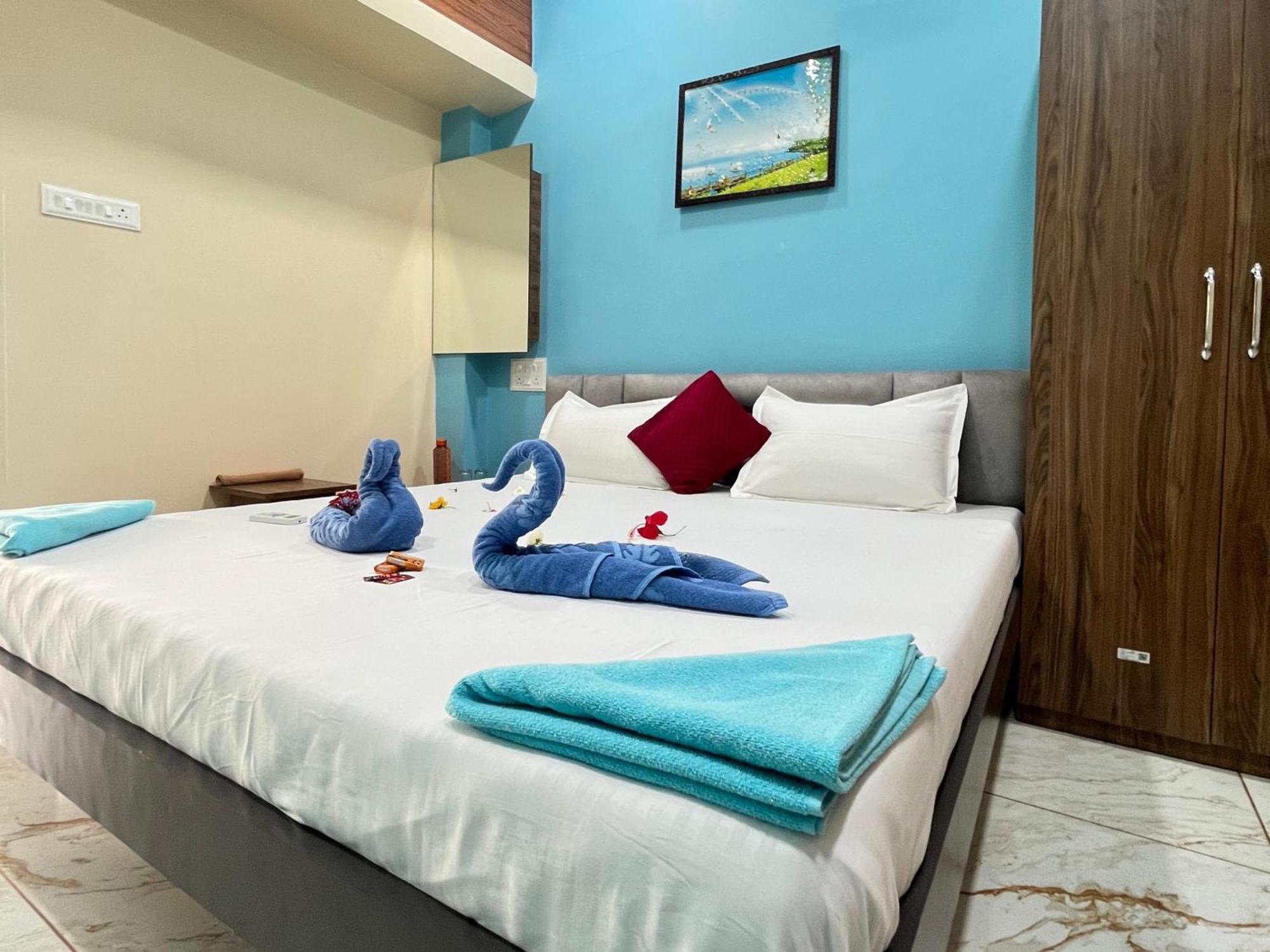 Jai Swaminarayan Delux Homestay Garudeshwar Εξωτερικό φωτογραφία