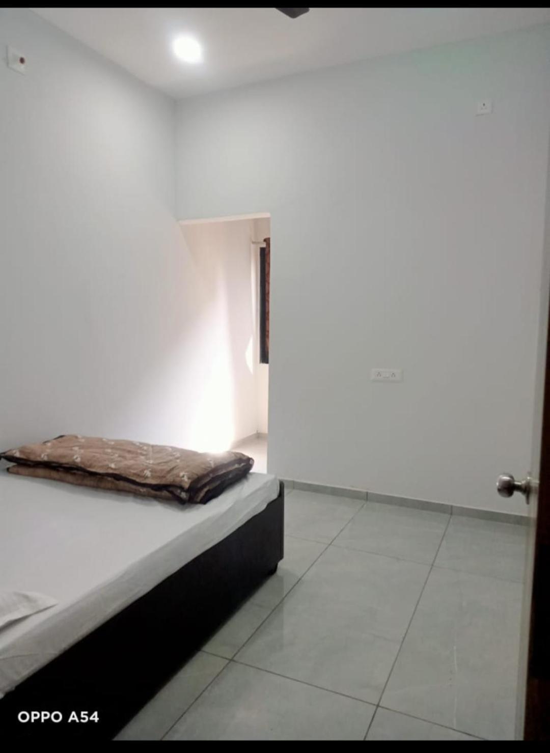 Jai Swaminarayan Delux Homestay Garudeshwar Εξωτερικό φωτογραφία