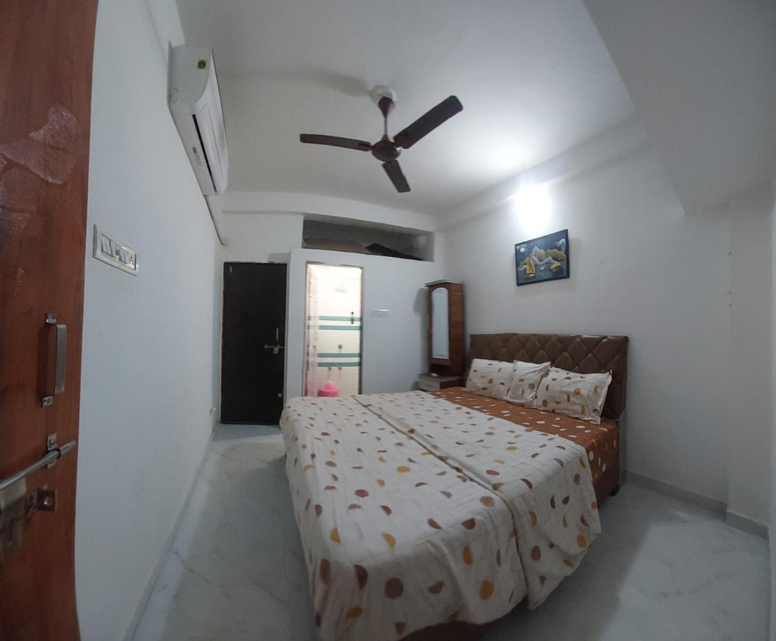 Jai Swaminarayan Delux Homestay Garudeshwar Εξωτερικό φωτογραφία